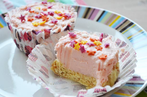 Mini Angel Delight cheesecakes Mini Angel Delight cheesecakes