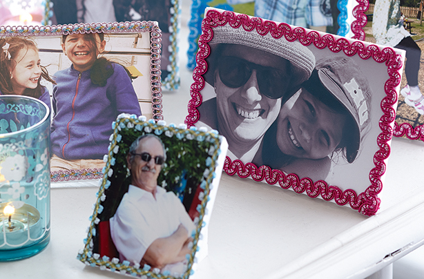 Essentials photo frame craft