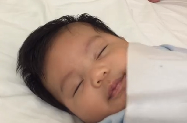 Baby sleep tissue trick