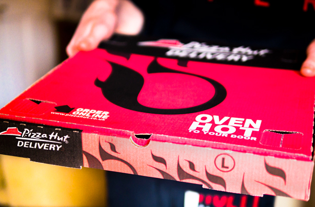PIzza Hut box, takeaway