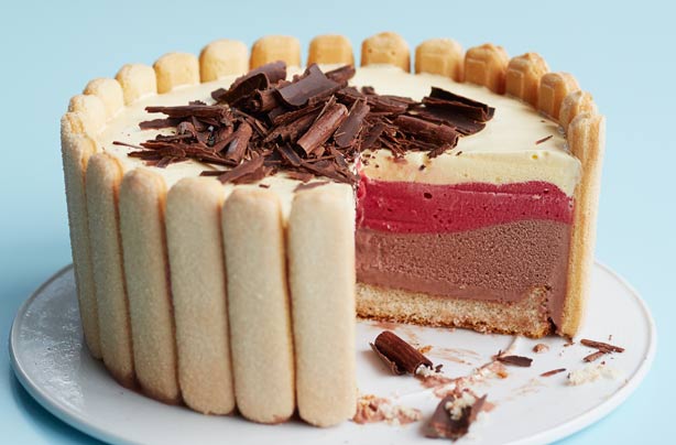 Chocolate raspberry and vanilla ice box cake Chocolate raspberry and vanilla ice box cake