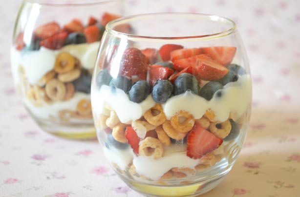 Fruit and Cheerios breakfast layers Fruit and Cheerios breakfast layers