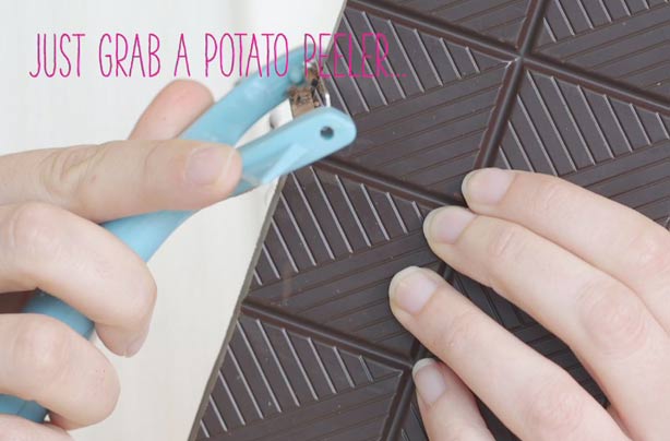 Food hack: How to grate chocolate with a potato peeler Food hack: How to grate chocolate with a potato peeler