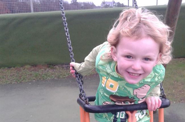 Euan Harbottle dies of chicken pox