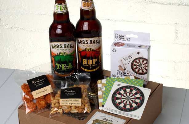 Christmas food hampers 2016 under £30 Christmas food hampers 2016 under £30