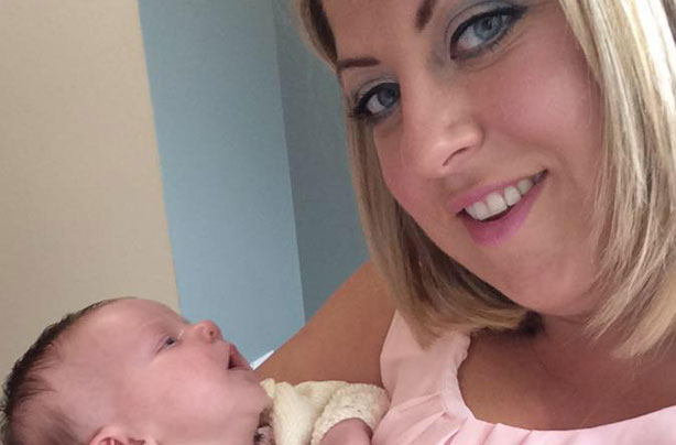 Claire Henderson newborn baby kissing story