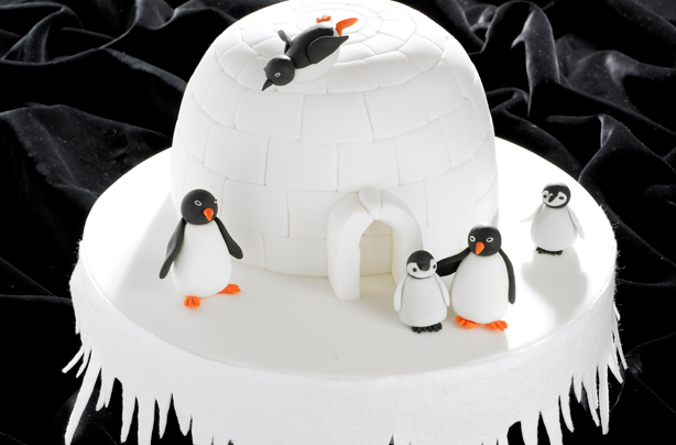 Coolest igloo Christmas cake Coolest igloo Christmas cake