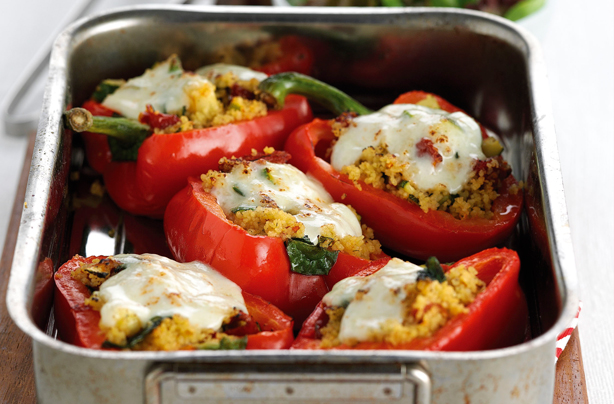 Stuffed peppers with couscous, courgette and mozzarella Stuffed peppers with couscous, courgette and mozzarella
