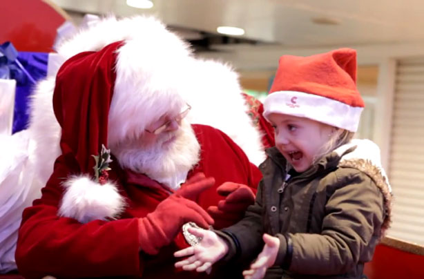 Sign language Santa viral video