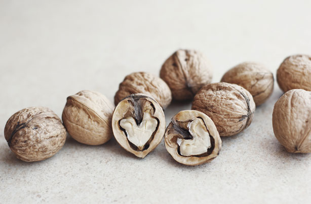 Healthy snacks: Walnuts Healthy snacks: Walnuts