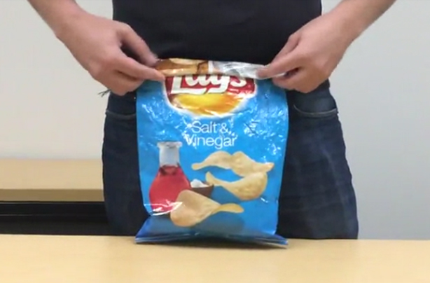 How to seal bag without clip