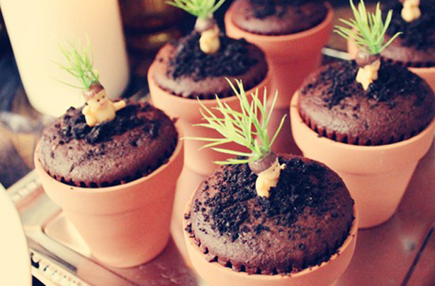 Mandrake Pot Cakes