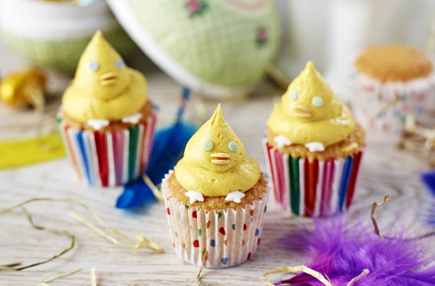 Easter chick mini cupcakes