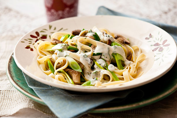 Spring-onion-mushroom-stroganoff