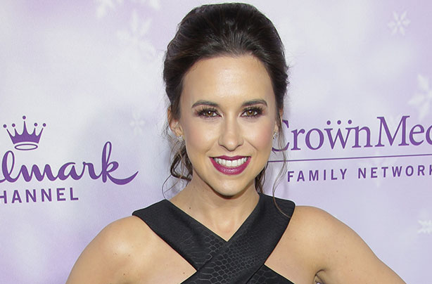 Lacey Chabert welcomes baby