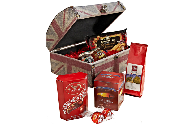 Christmas food hampers 2016 under £30 Christmas food hampers 2016 under £30