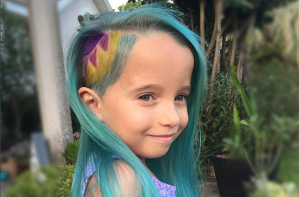 Mum dyed her daughter's hair