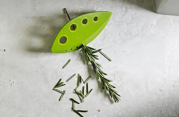 Kitchen gadgets Chef?n® Kale & Herb Stripper Kitchen gadgets Chef?n® Kale & Herb Stripper