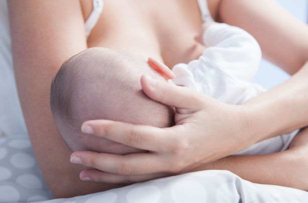 Breastfeeding mum