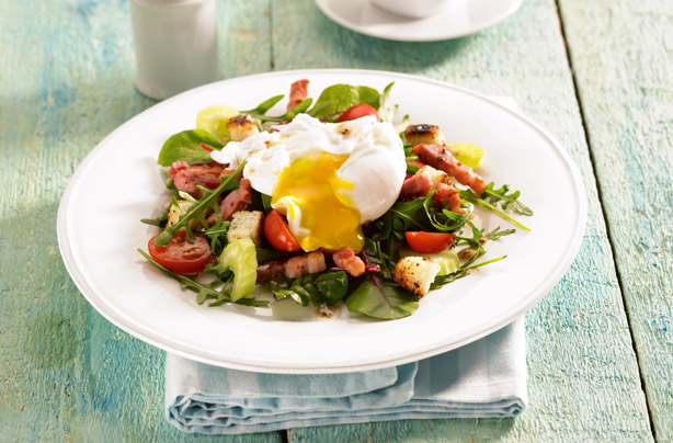 Poached egg and bacon salad Poached egg and bacon salad