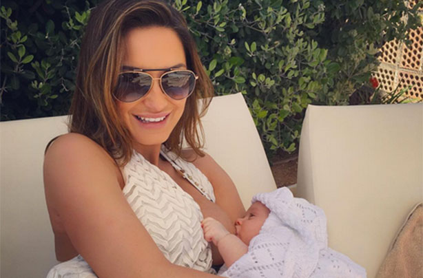 Sam Faiers breastfeeding