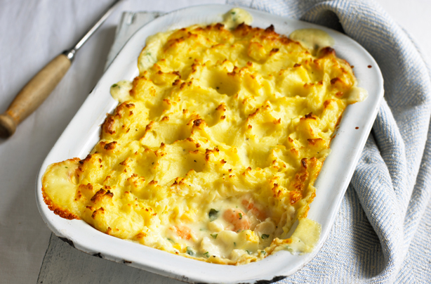 Salmon and broccoli bake