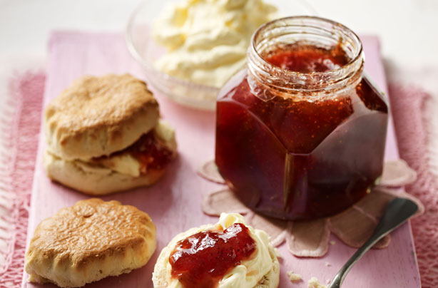Strawberry and rhubarb jam