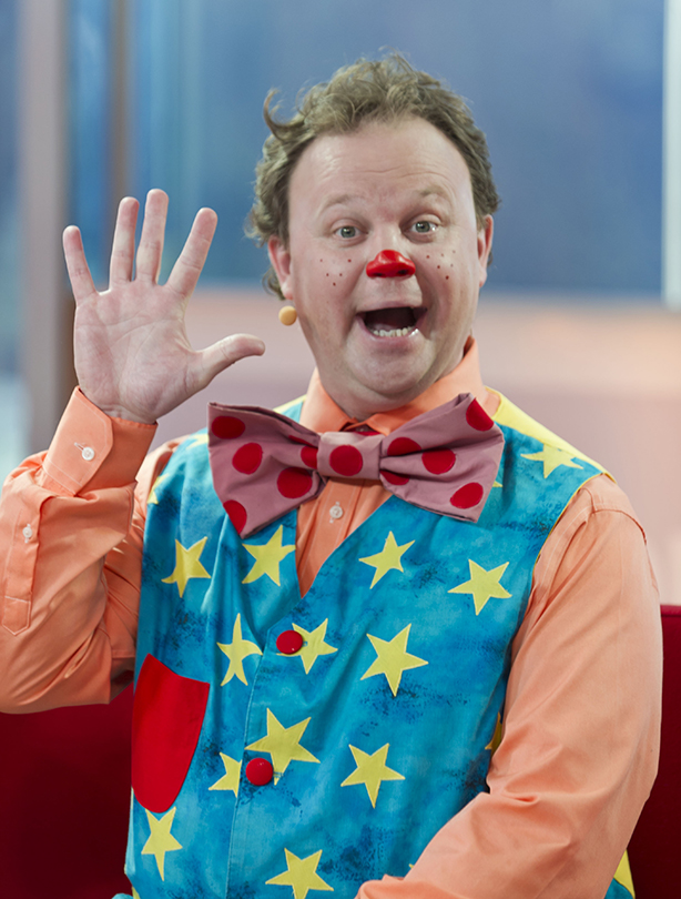 9 reasons why CBeebies' Mr Tumble is a TOTAL sex god (and we're not